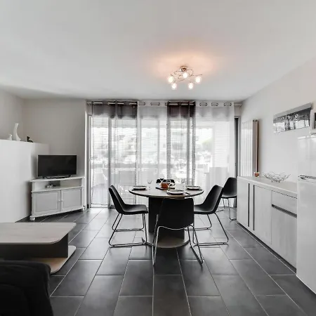 Les Marinas De La I-3 By Interhome Le Grau-du-Roi