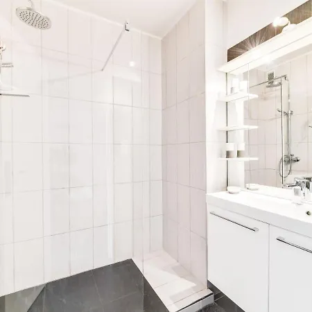 Apartment Les Marinas De La I-3 By Interhome Le Grau-du-Roi