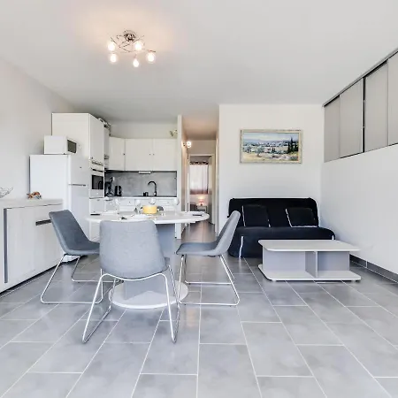 Les Marinas De La I-3 By Interhome Apartment Le Grau-du-Roi